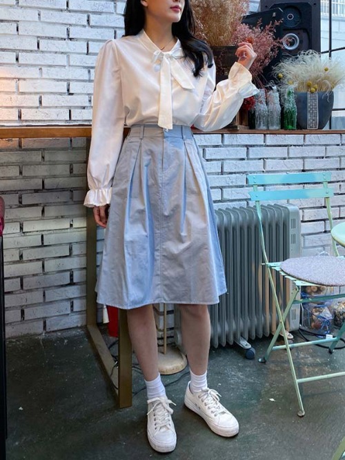베릴 코튼 포켓 미디 스커트