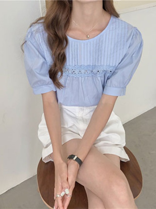 너링 핀턱 반팔 블라우스